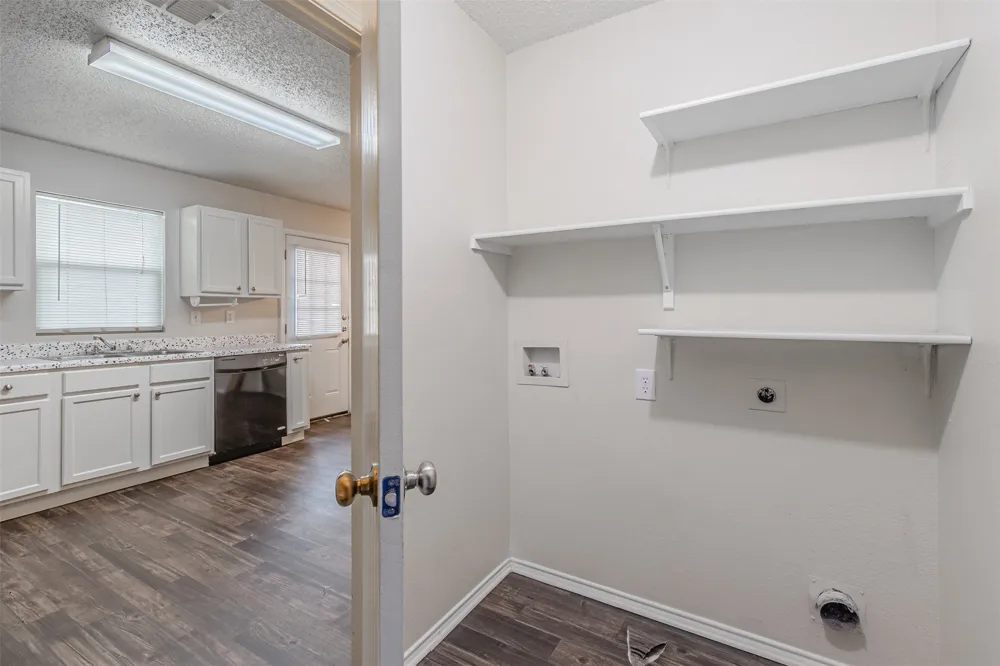 8749 Hunters Trail Fort Worth, TX 76123