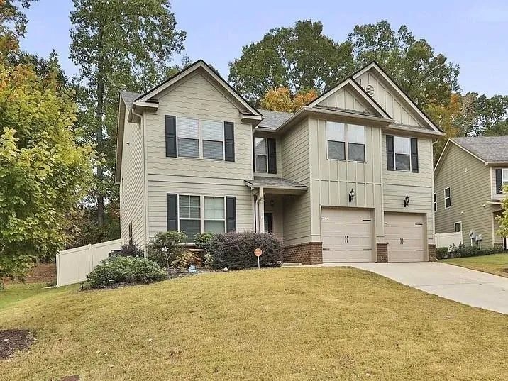 118 Village Place Newnan, GA 30265