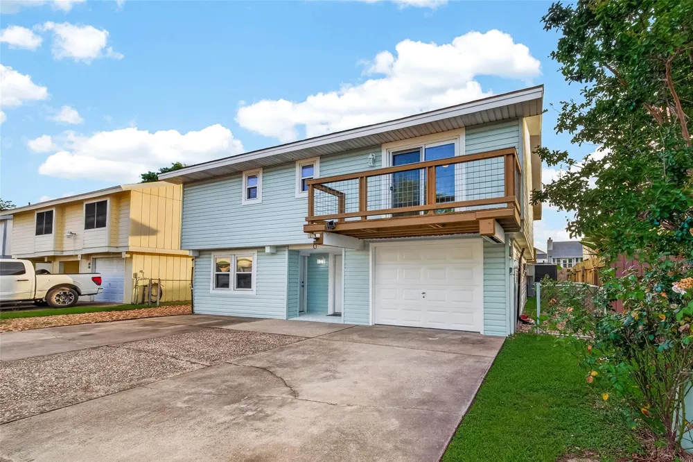 4 Sandpiper Street La Marque, TX 77568