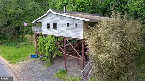 2952 HUTCHINSON RIVER ROAD