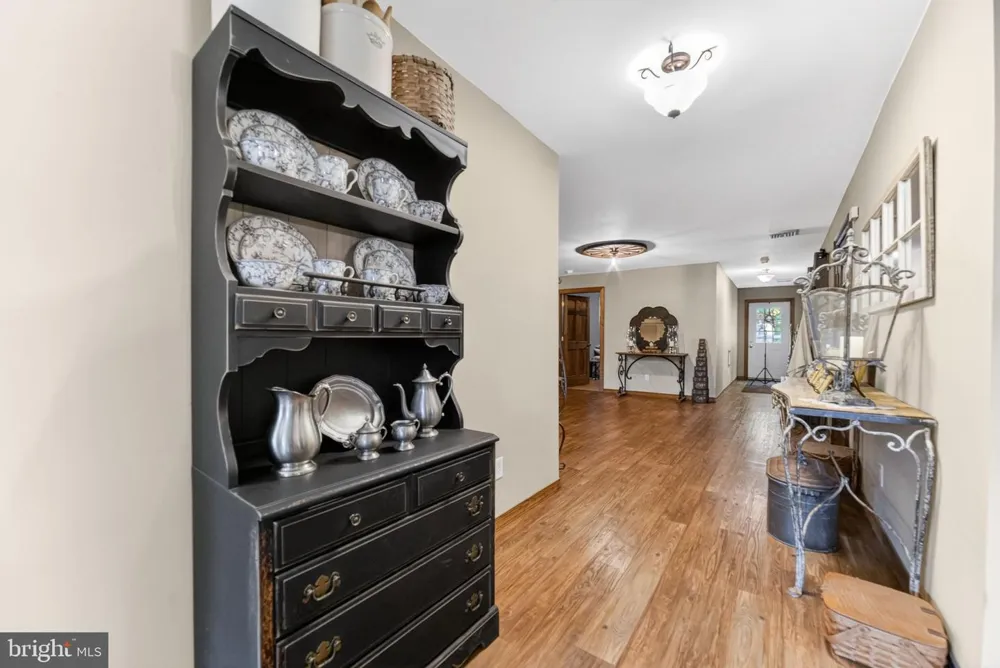 2952 HUTCHINSON RIVER ROAD Phillipsburg, NJ 08865