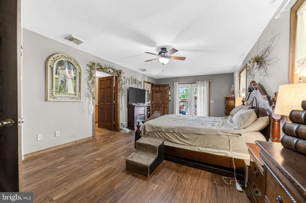 2952 HUTCHINSON RIVER ROAD Phillipsburg, NJ 08865