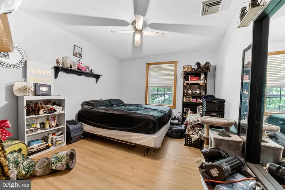 2952 HUTCHINSON RIVER ROAD Phillipsburg, NJ 08865