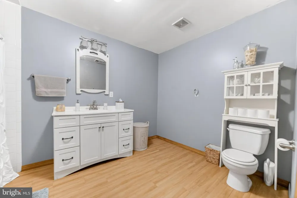 2952 HUTCHINSON RIVER ROAD Phillipsburg, NJ 08865