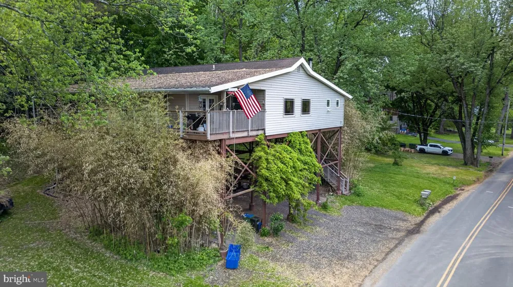 2952 HUTCHINSON RIVER ROAD Phillipsburg, NJ 08865