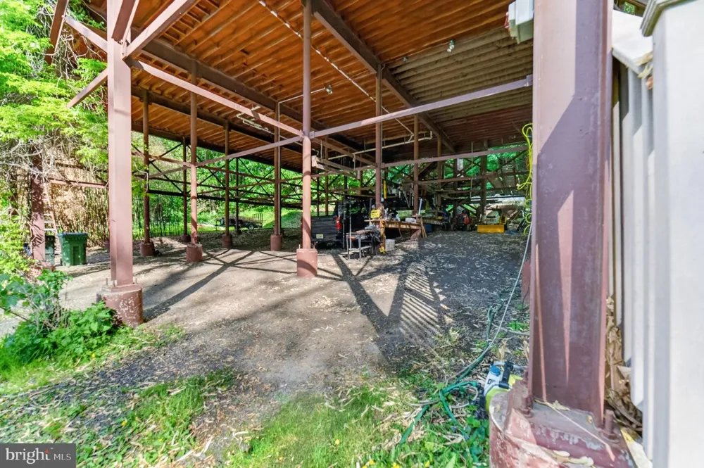 2952 HUTCHINSON RIVER ROAD Phillipsburg, NJ 08865