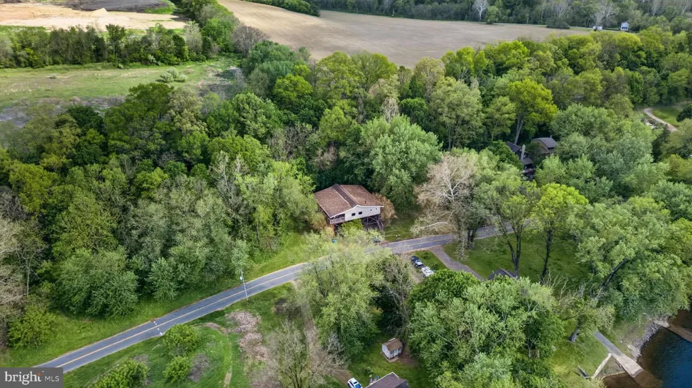 2952 HUTCHINSON RIVER ROAD Phillipsburg, NJ 08865