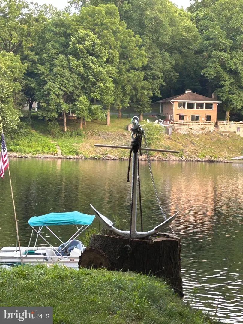 2952 HUTCHINSON RIVER ROAD Phillipsburg, NJ 08865