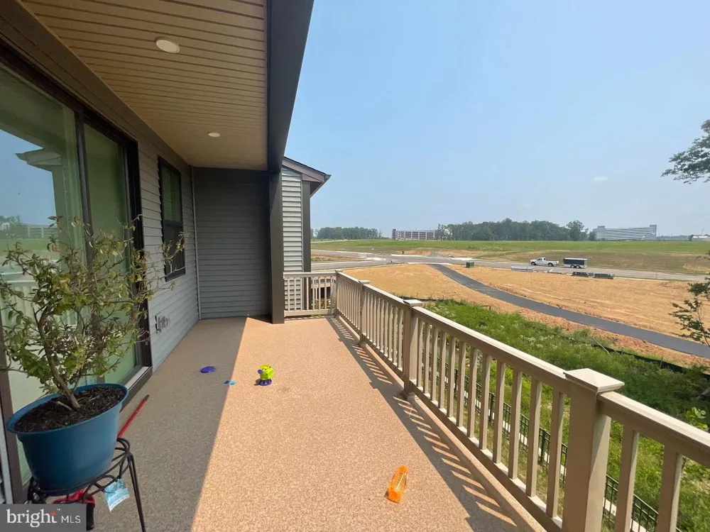 22256 CORNERSTONE CROSSING TERRACE Ashburn, VA 20148