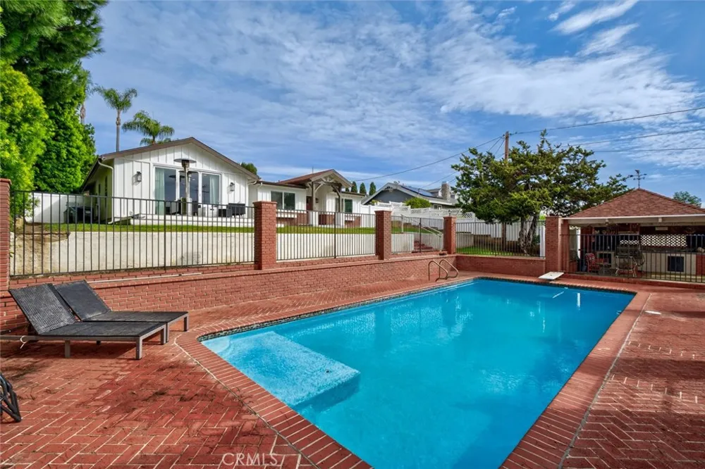 17751 Buena Vista Avenue Yorba Linda, CA 92886