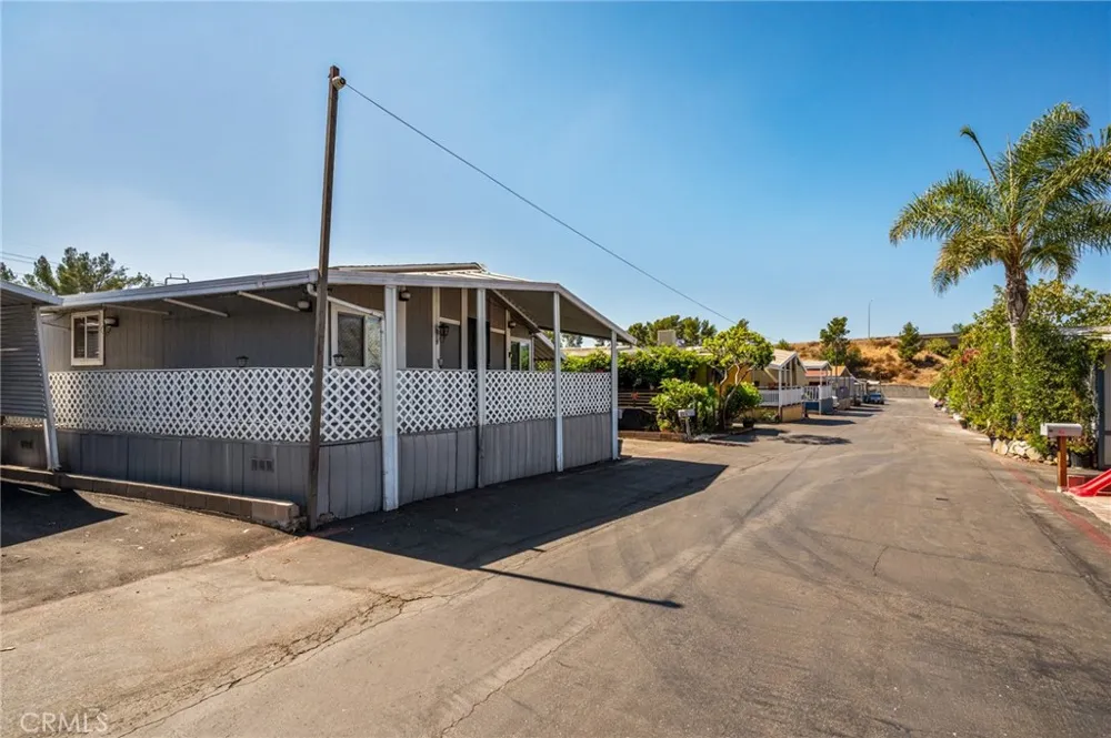12401 Filmore Street #618 Sylmar, CA 91342