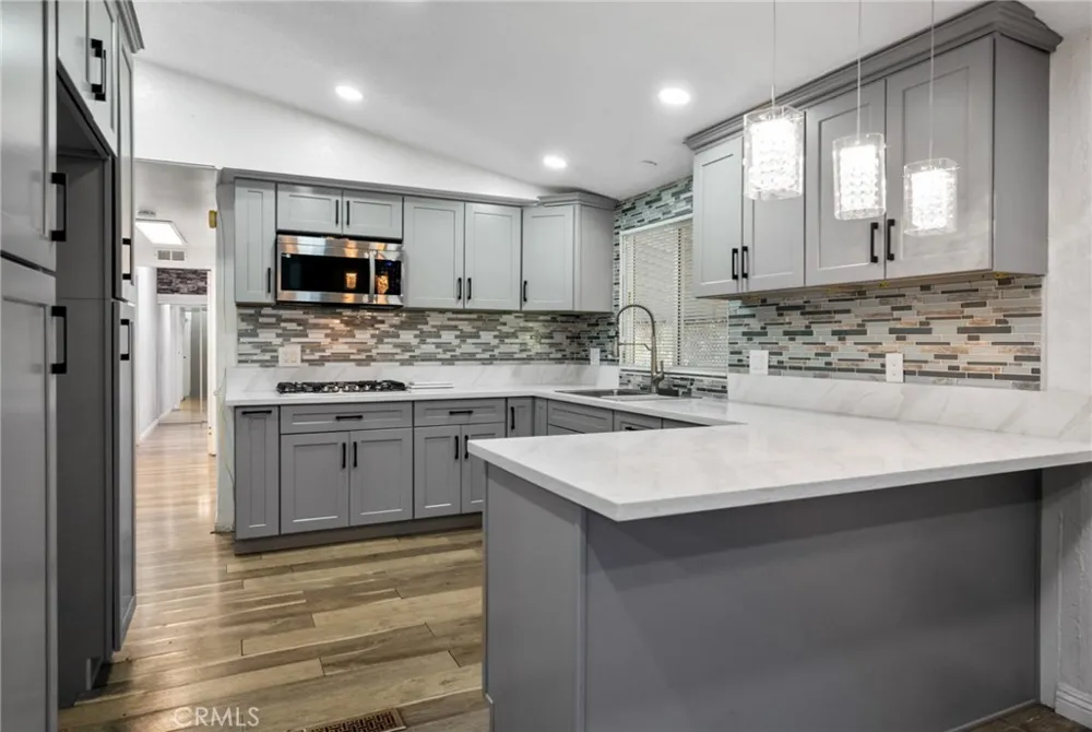 12401 Filmore Street #618 Sylmar, CA 91342