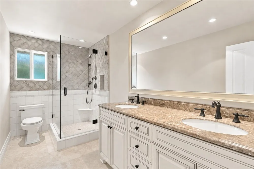 1431 Antigua Way Newport Beach, CA 92660
