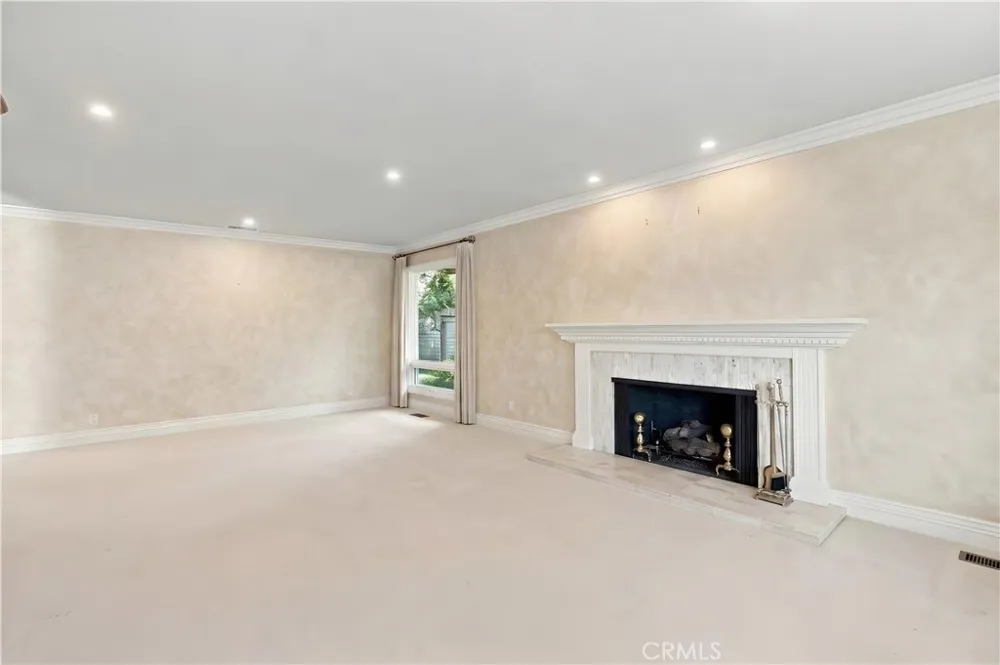 1431 Antigua Way Newport Beach, CA 92660