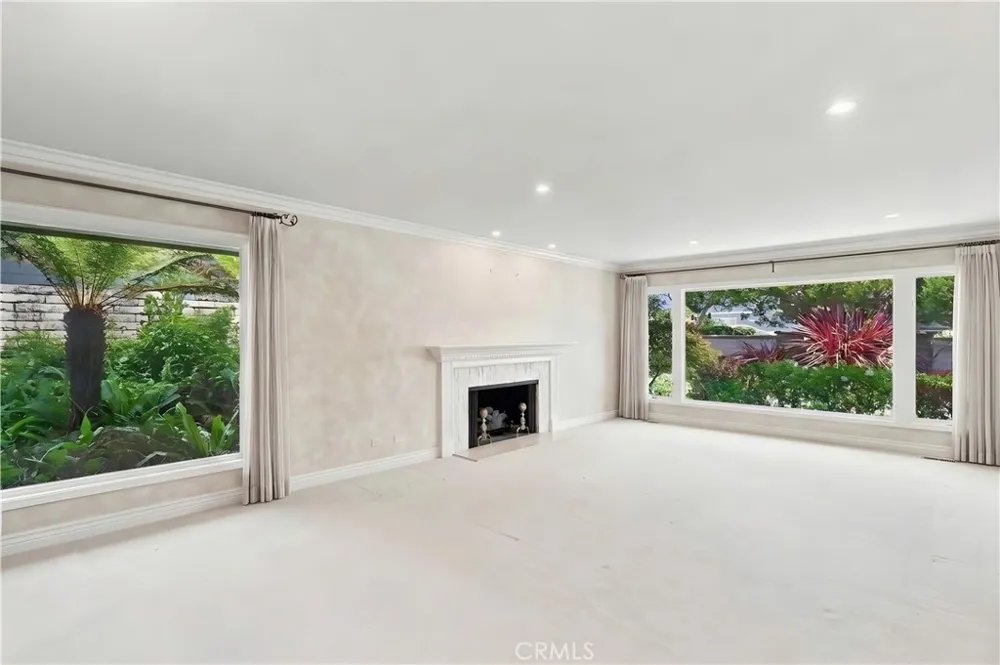 1431 Antigua Way Newport Beach, CA 92660