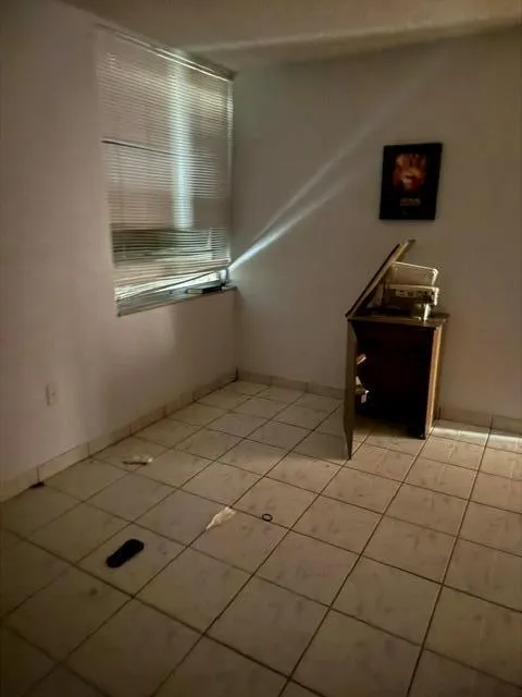 1900 W 68th Street #D101 Hialeah, FL 33014