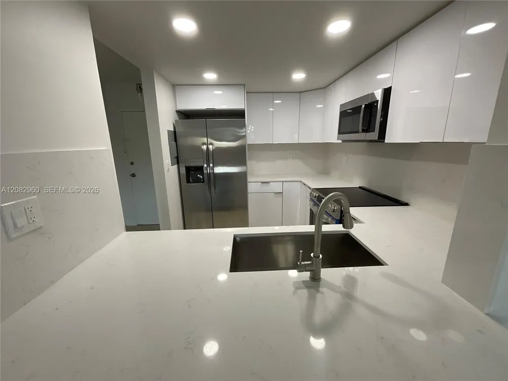 11235 SW 88th St #107E Miami, FL 33176