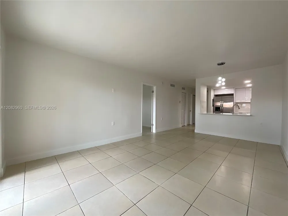 11235 SW 88th St #107E Miami, FL 33176