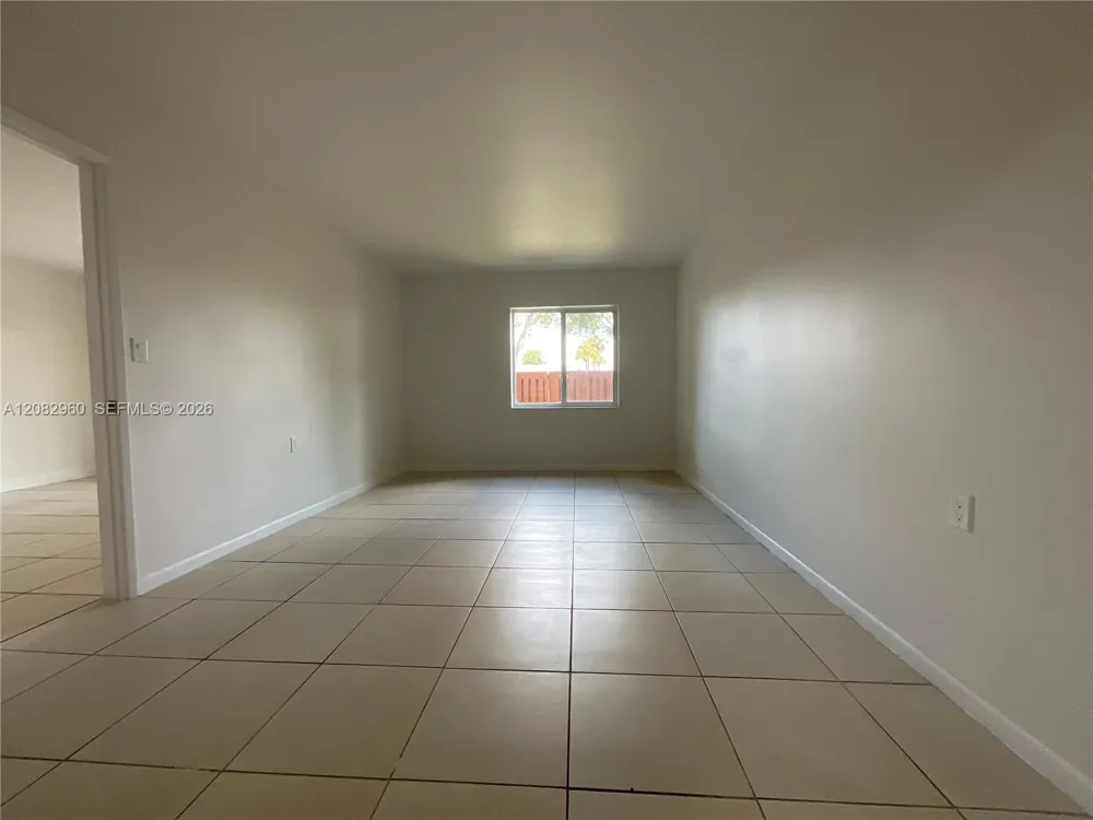 11235 SW 88th St #107E Miami, FL 33176