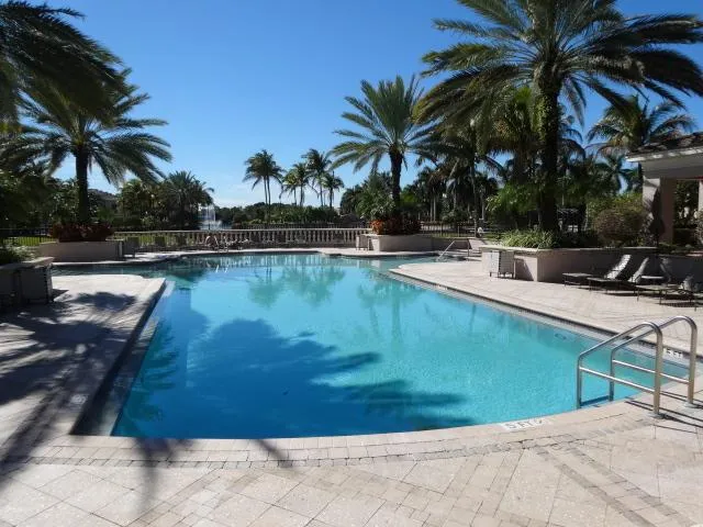 2726 Anzio Court #202 Palm Beach Gardens, FL 33410