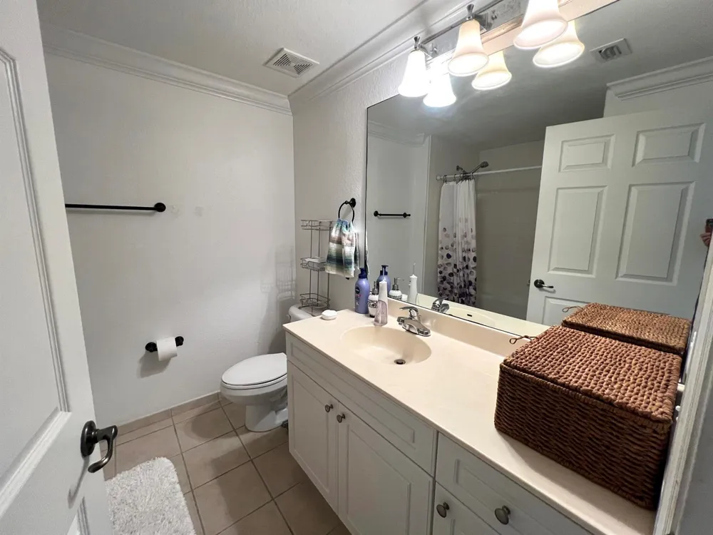 2726 Anzio Court #202 Palm Beach Gardens, FL 33410