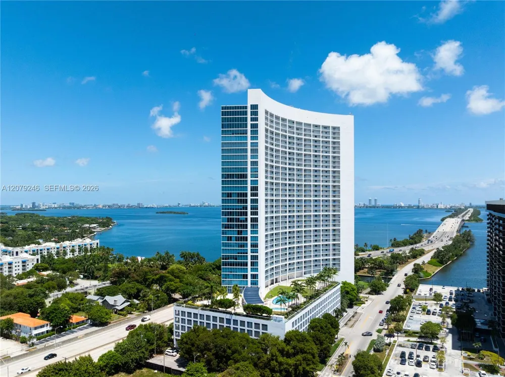601 NE 36th St #1412 Miami, FL 33137