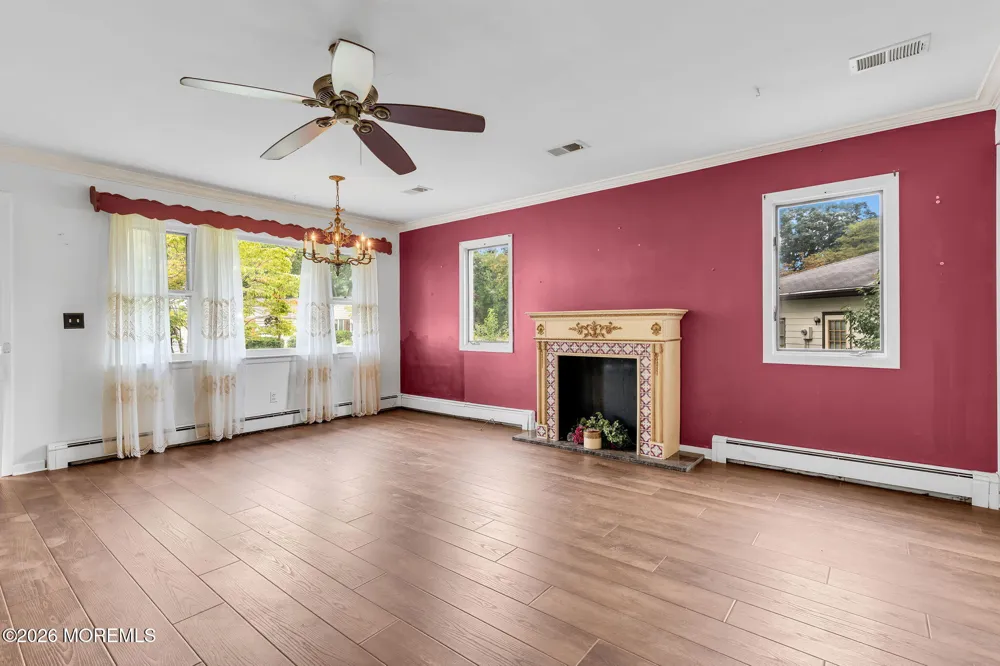 75 Columbine Circle Toms River, NJ 08755