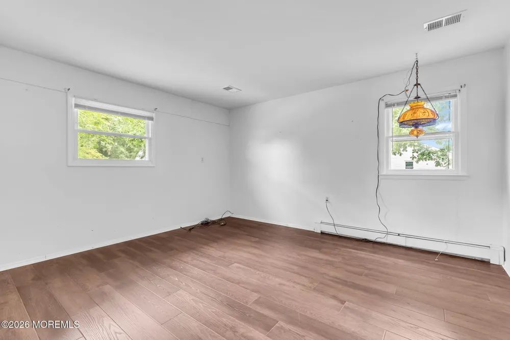 75 Columbine Circle Toms River, NJ 08755
