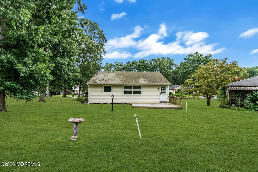 75 Columbine Circle Toms River, NJ 08755