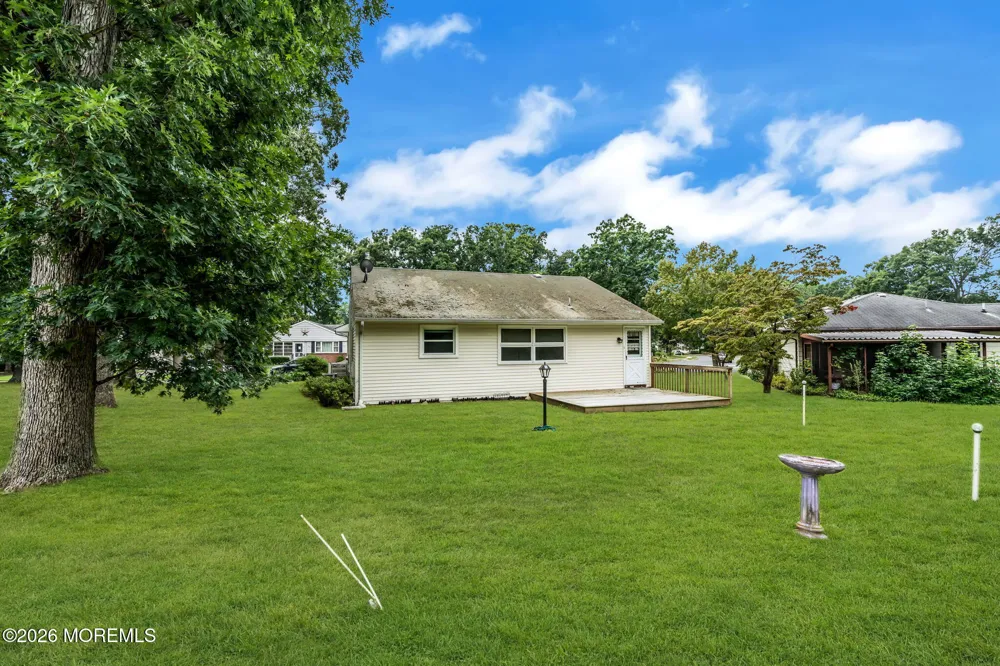 75 Columbine Circle Toms River, NJ 08755