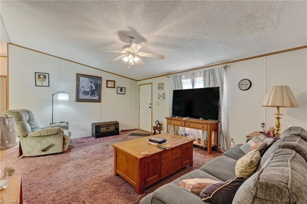 1082 Raccoon Court Reidsville, NC 27320