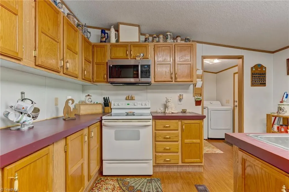 1082 Raccoon Court Reidsville, NC 27320