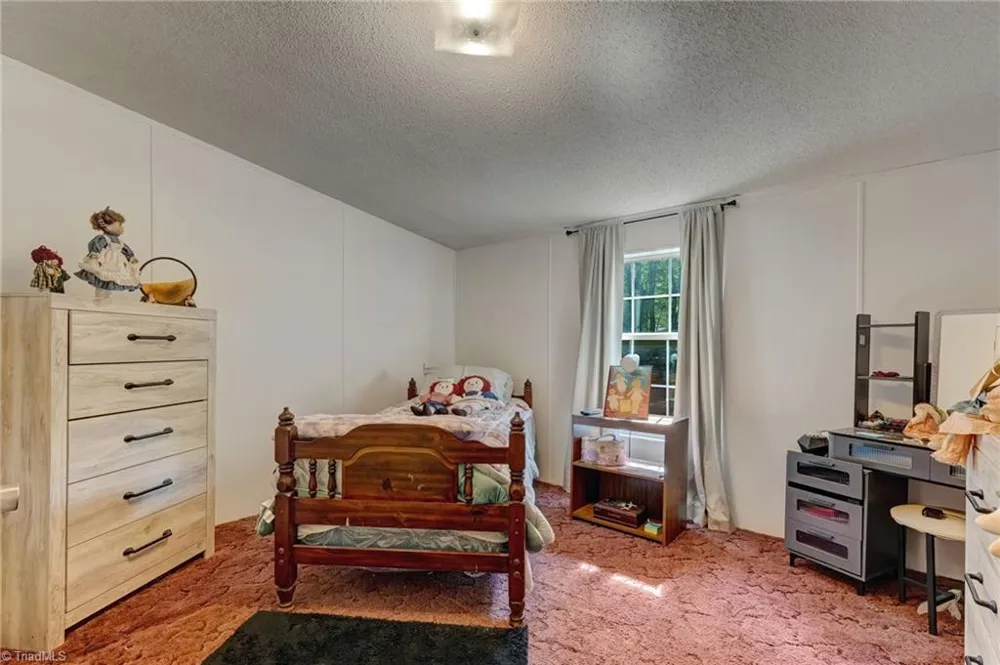 1082 Raccoon Court Reidsville, NC 27320