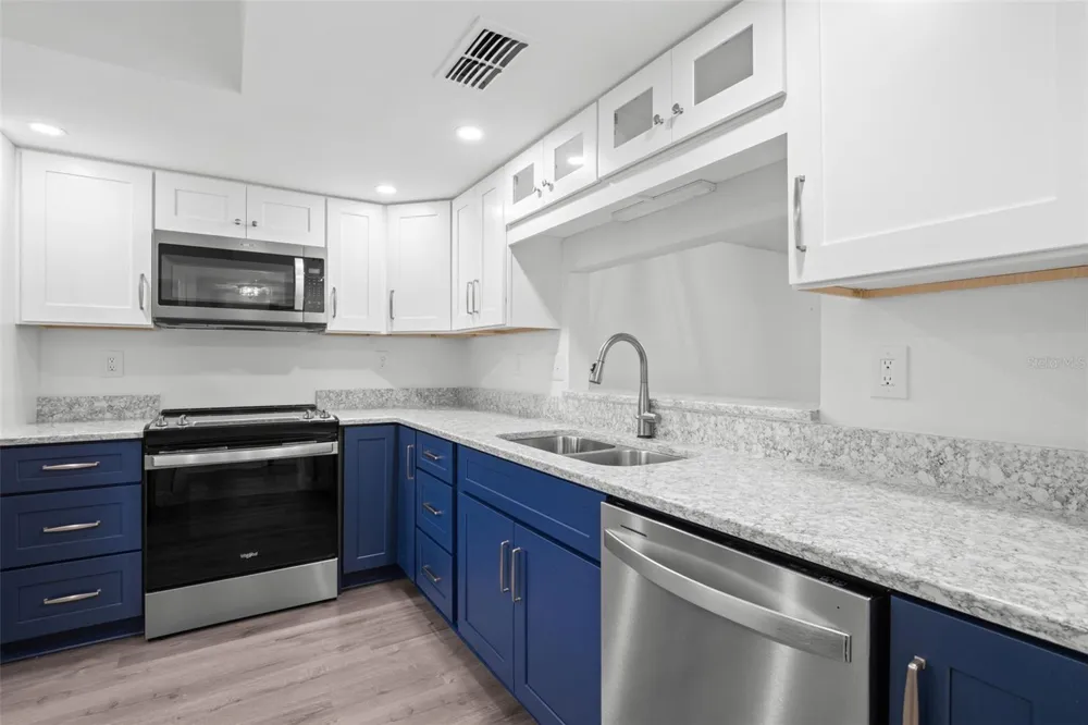 2502 ROYAL PINES CIRCLE #5C Clearwater, FL 33763