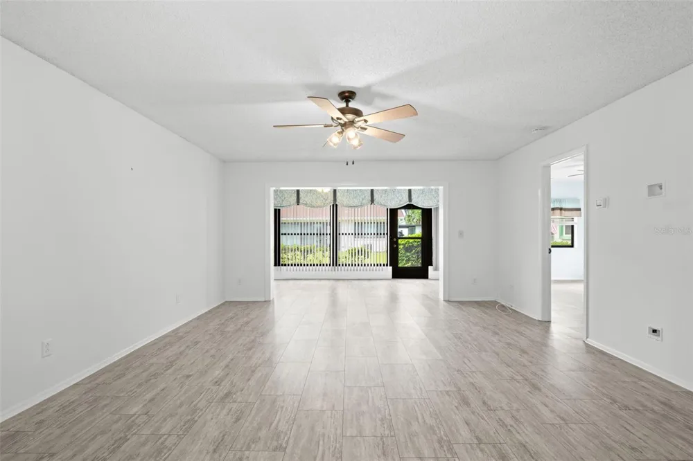 2502 ROYAL PINES CIRCLE #5C Clearwater, FL 33763