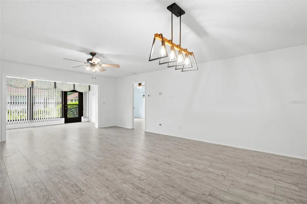 2502 ROYAL PINES CIRCLE #5C Clearwater, FL 33763
