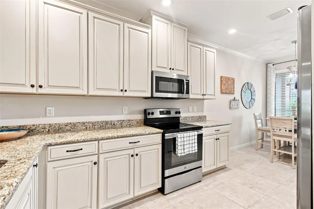 13608 MESSINA LOOP #103 Bradenton, FL 34211