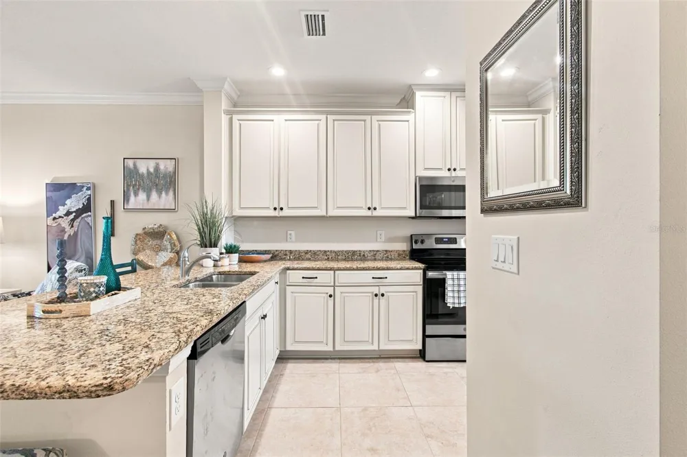 13608 MESSINA LOOP #103 Bradenton, FL 34211