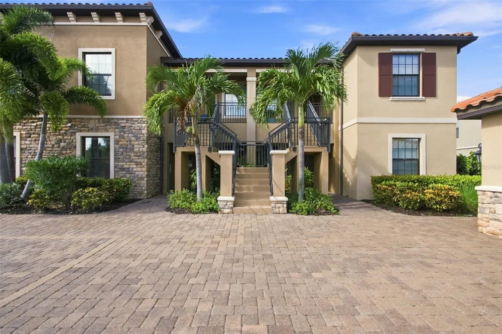 13608 MESSINA LOOP #103 Bradenton, FL 34211