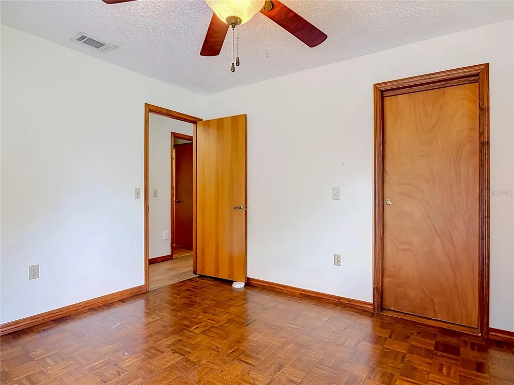 1032 VALLEY FORGE ROAD Deland, FL 32720