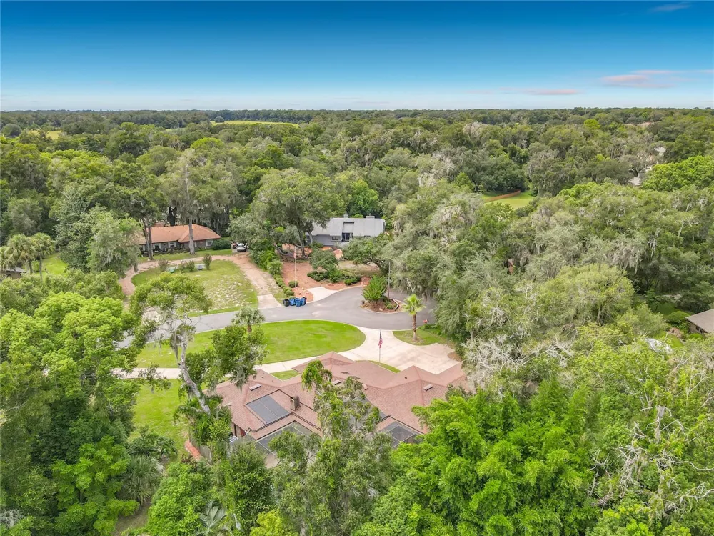 1032 VALLEY FORGE ROAD Deland, FL 32720