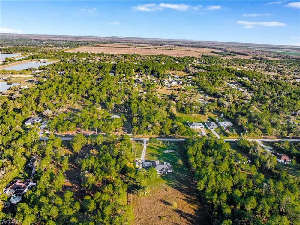 68th Avenue NE Naples, FL 34120