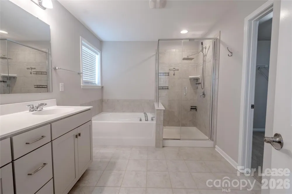 4320 Staffordshire Lane Charlotte, NC 28213