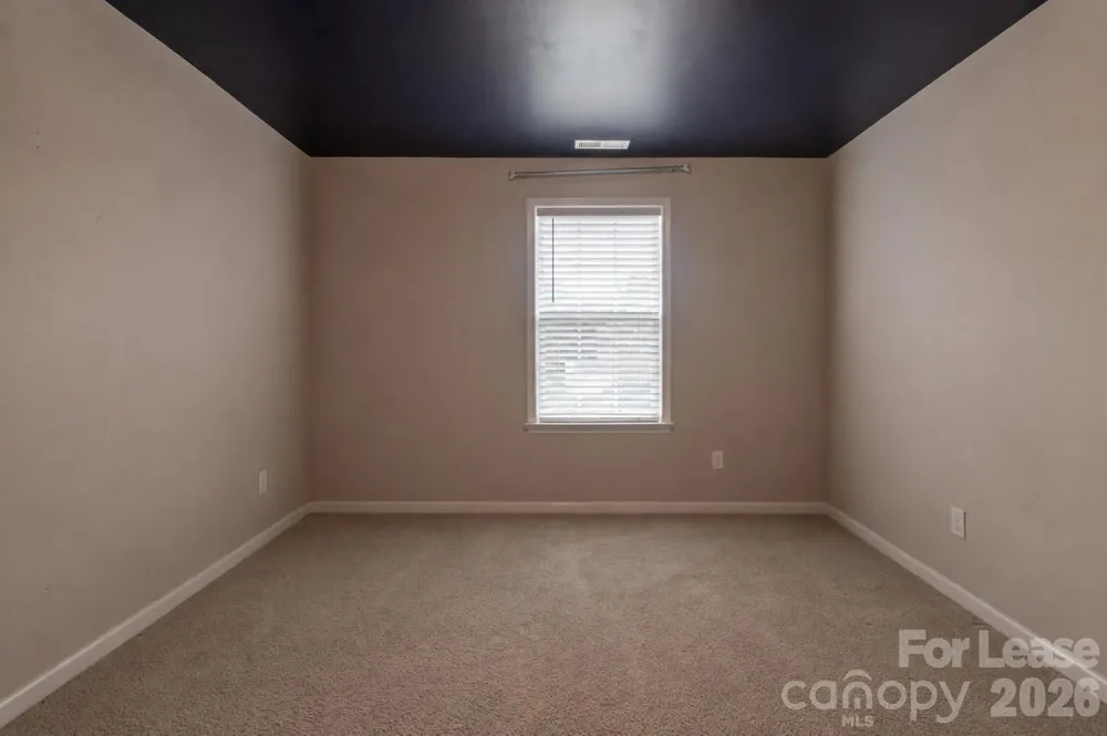 4320 Staffordshire Lane Charlotte, NC 28213