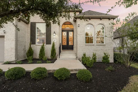 586 Two Creeks Lane