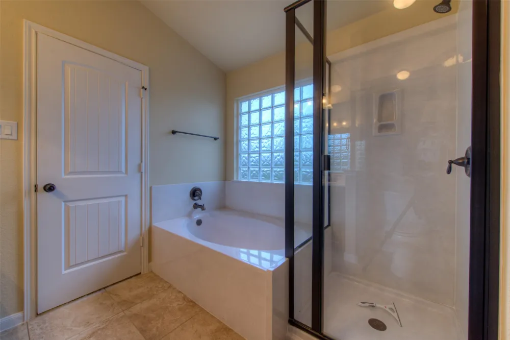 8608 White Ibis Drive Austin, TX 78729