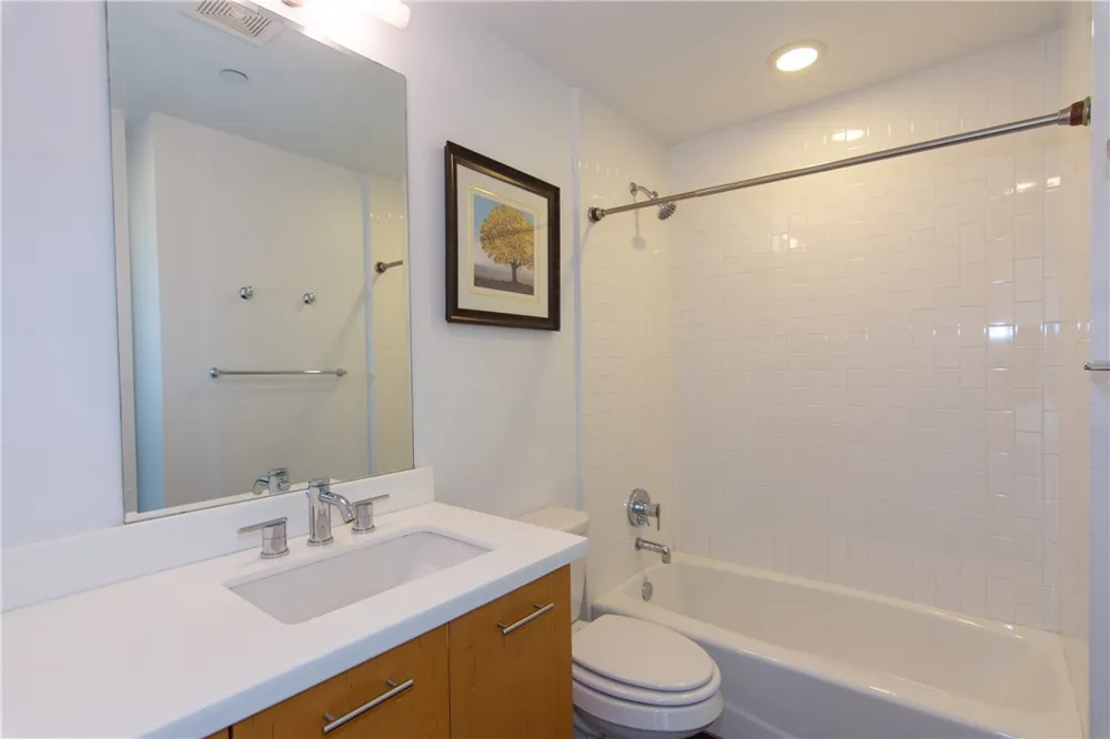 603 Davis Street #1005 Austin, TX 78701