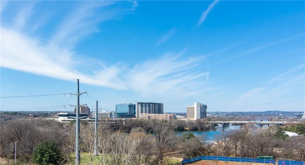 603 Davis Street #1005 Austin, TX 78701