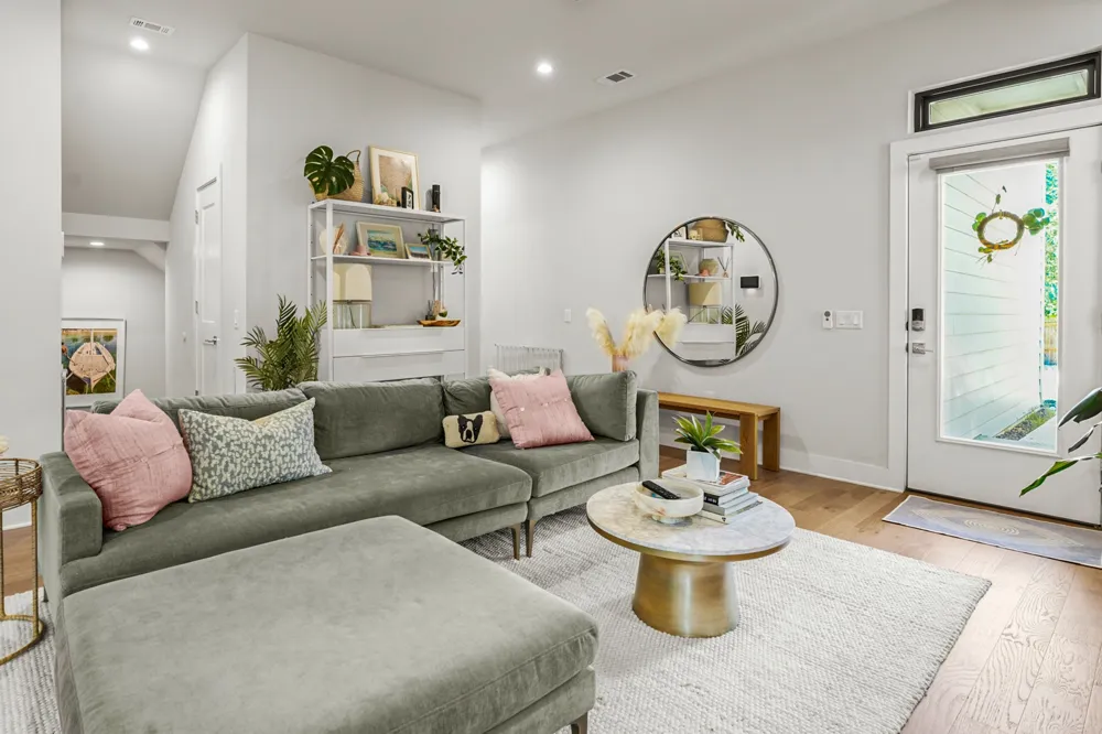 3115 Clawson Road #301 Austin, TX 78704