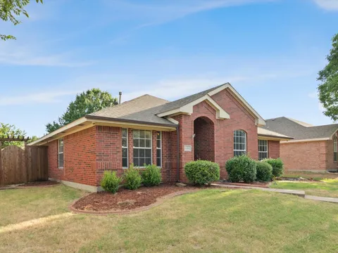 6401 Candletree Lane